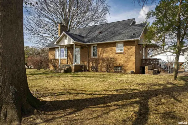37 N PLUM RD, Campbell Hill, IL 62916