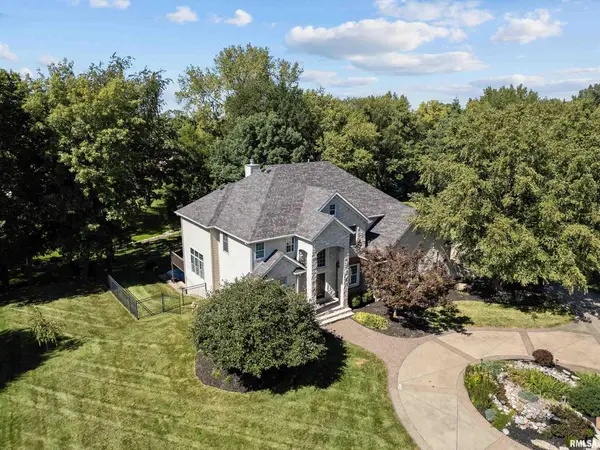 7 PINEHURST CT, Coal Valley, IL 61240