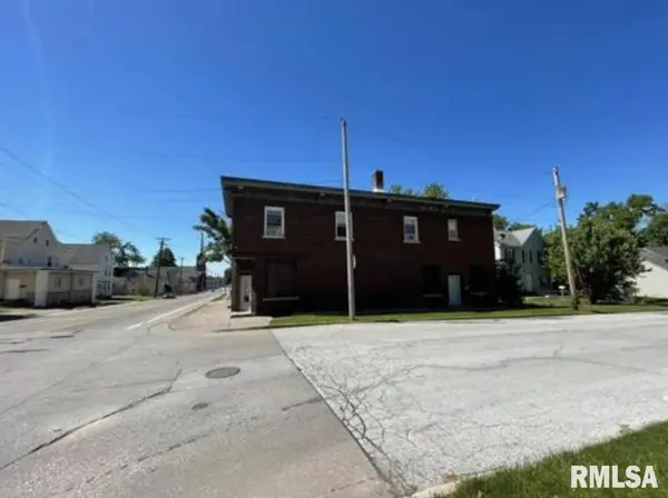 732 N MARQUETTE ST, Davenport, IA 52802