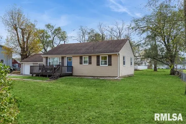 4110 6TH AVE, East Moline, IL 61244