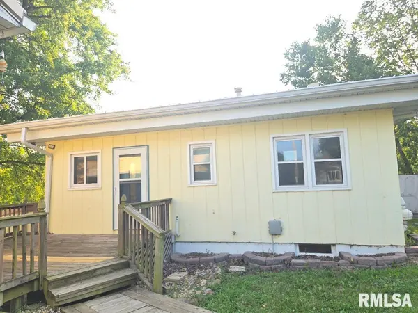1870 COTTONWOOD CT, Victoria, IL 61485