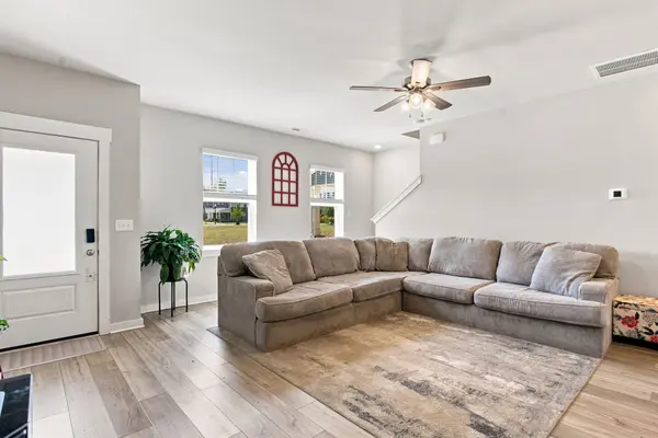 306 Lydia Dr, Murfreesboro, TN 37128