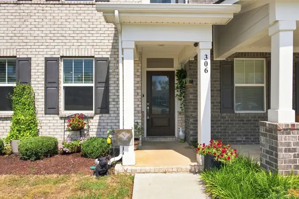 306 Lydia Dr, Murfreesboro, TN 37128