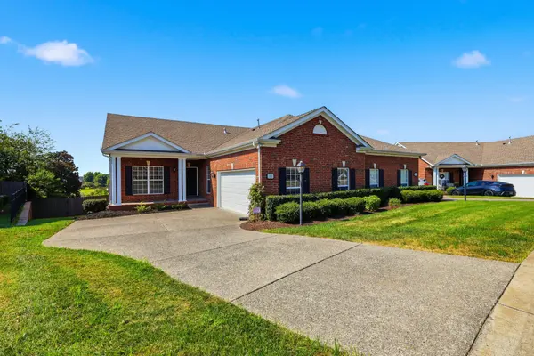 114 Kenton Loop, Hendersonville, TN 37075