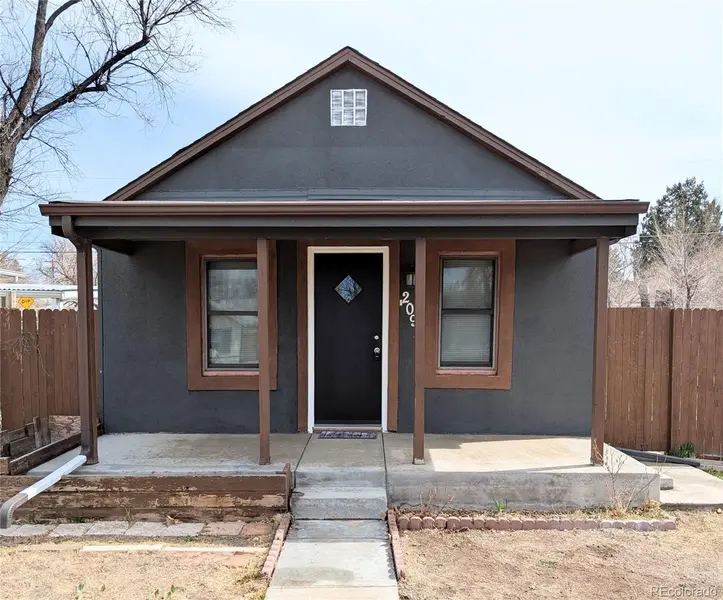 2092 Elmira ST, Aurora, CO 80010