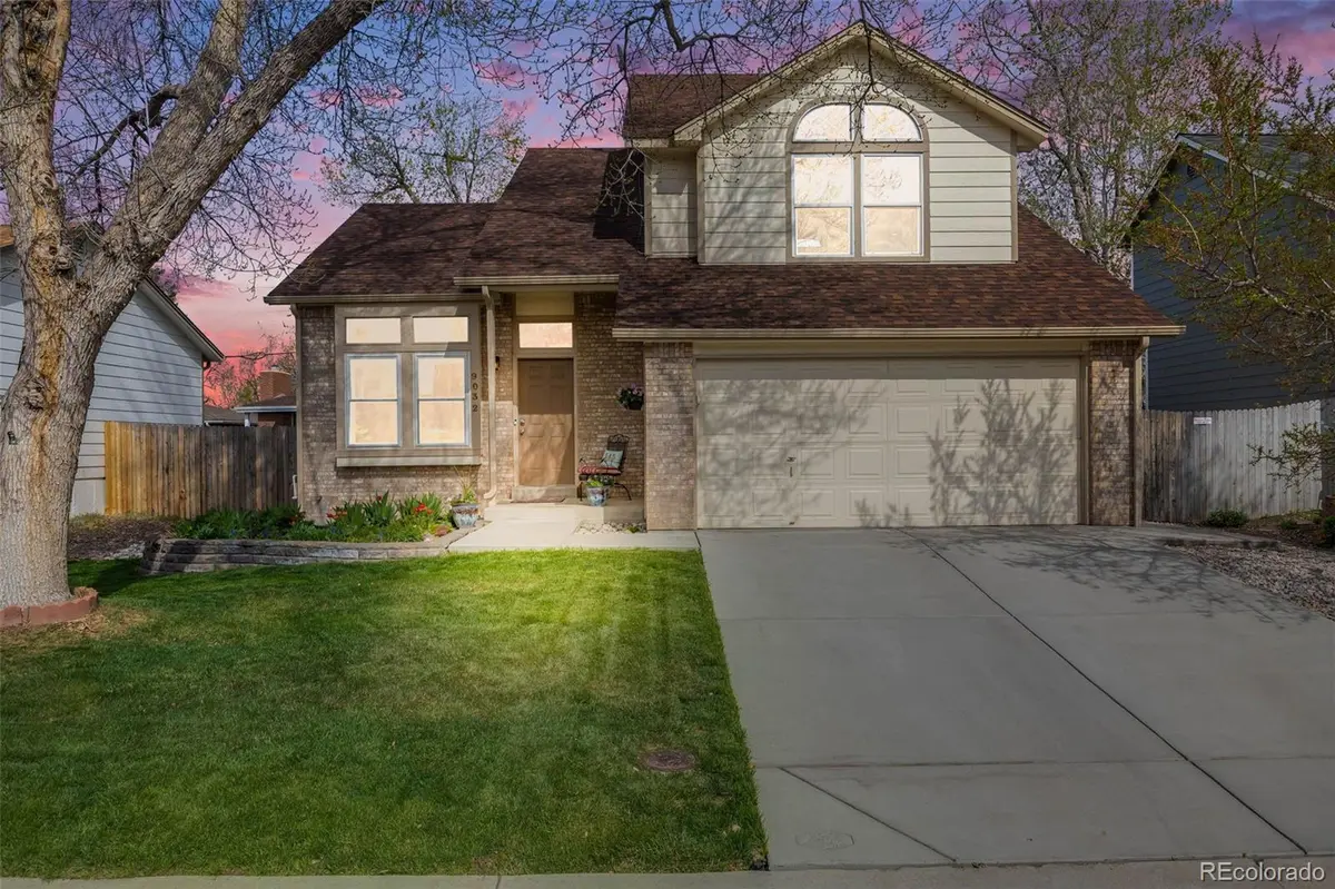 9032 W Arizona DR, Lakewood, CO 80232