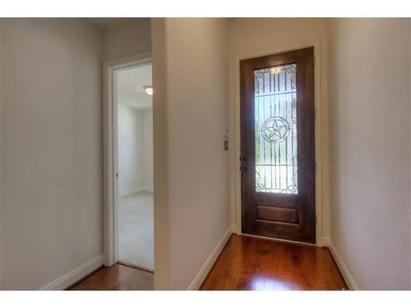 10721 Dinah DR, Austin, TX 78748