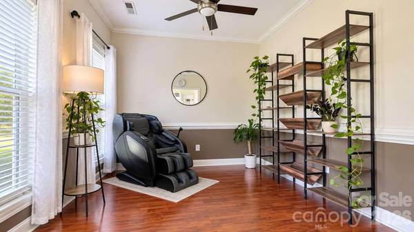 2002 Hemby Commons Pkwy, Indian Trail, NC 28079