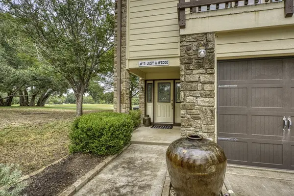 111 Lost Spur, Horseshoe Bay, TX 78657