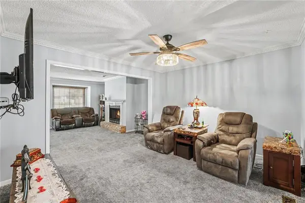 601 E 120th ST, Kansas City, MO 64145