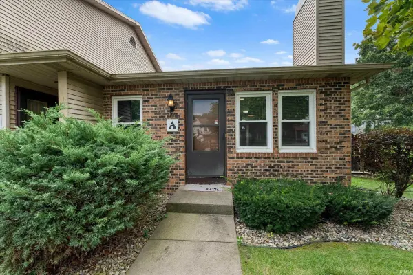 1729 FORTINO CT #A, Elkhart, IN 46514