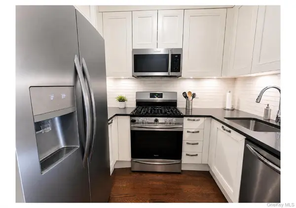 73-12 35th AVE #D32, Jackson Heights, NY 11372