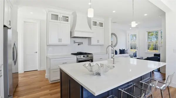 401 East Loop DR #401, Westhampton Beach, NY 11978