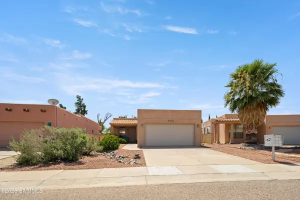 2038 Corn DR, Las Cruces, NM 88001