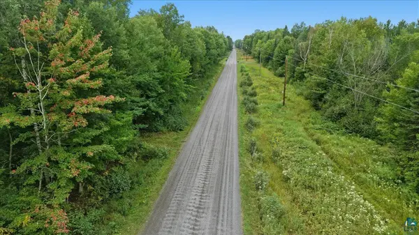 6700 E Clara Barton Rd, South Range, WI 54874
