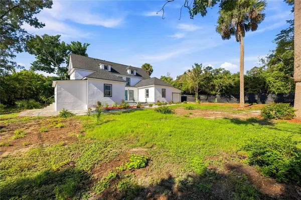 401 OLD SCHOOL HOUSE RD E, Loughman, FL 33858