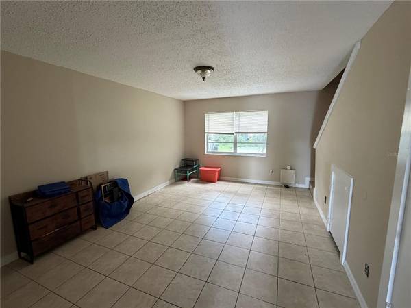 7144 WATERSIDE DR, Tampa, FL, 33617 photo 4