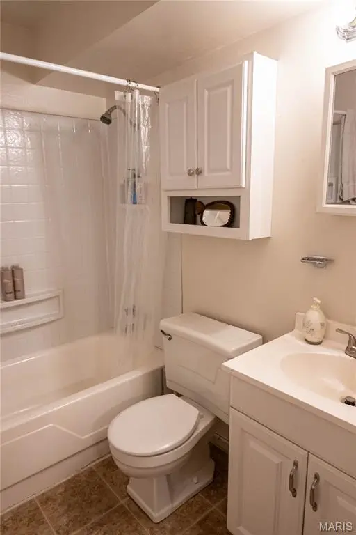 7403 Elm AVE, Maplewood, MO 63143