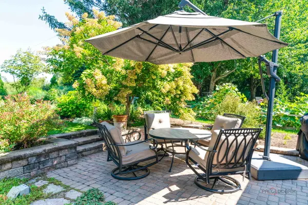 72 Adare DR, Cary, IL 60013