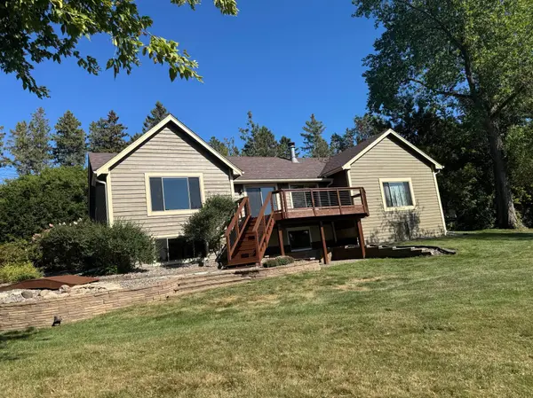 20470 Enfield AVE N, Forest Lake, MN 55025