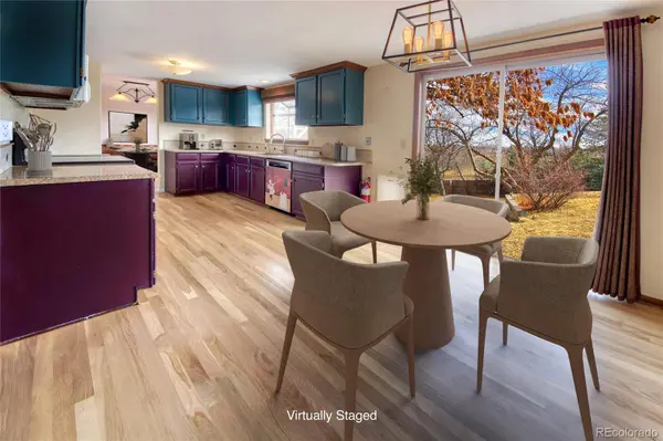603 E Long CT, Littleton, CO 80122