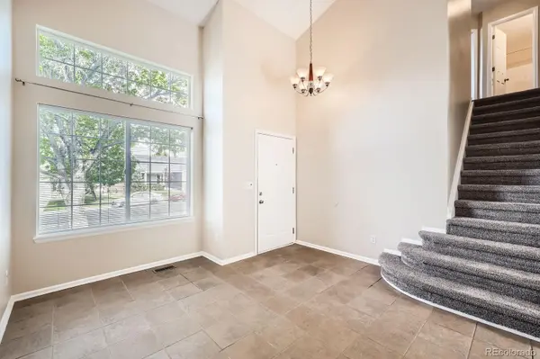 9661 Autumnwood PL, Highlands Ranch, CO 80129