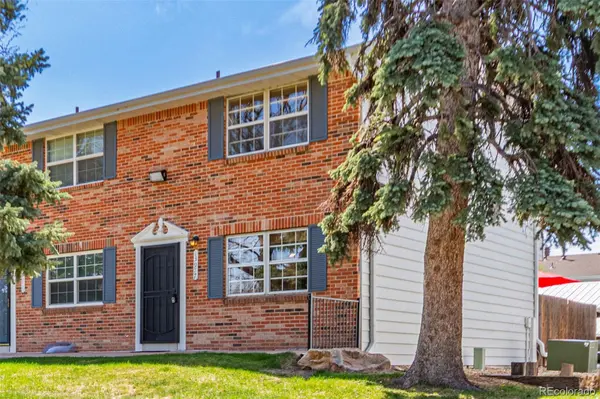 13977 E Bails PL, Aurora, CO 80012