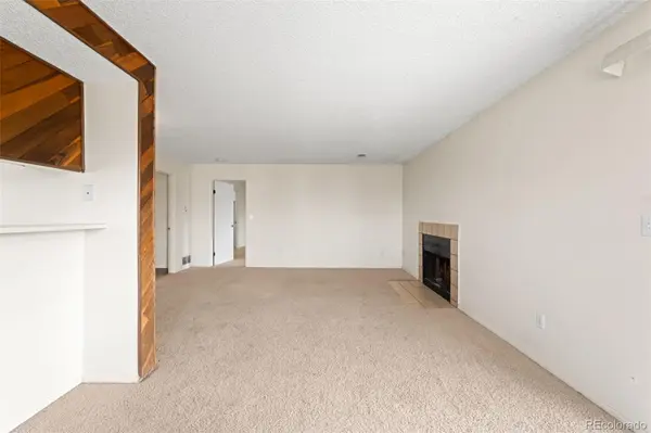 3041 S Ursula CIR #302, Aurora, CO 80014