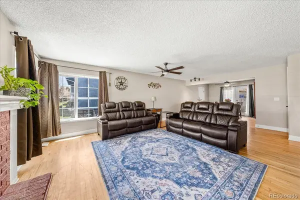 16650 E Nassau DR, Aurora, CO 80013