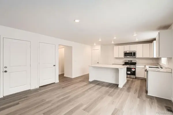 22077 E 39th PL, Aurora, CO 80019