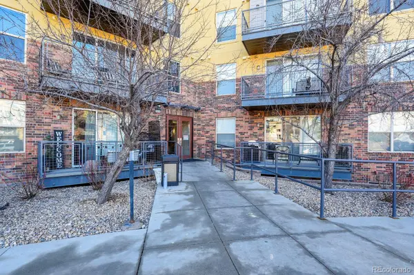 9019 E Panorama CIR #D416, Englewood, CO 80112