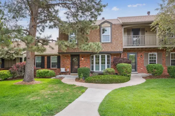 8981 E Amherst DR #E, Denver, CO 80231