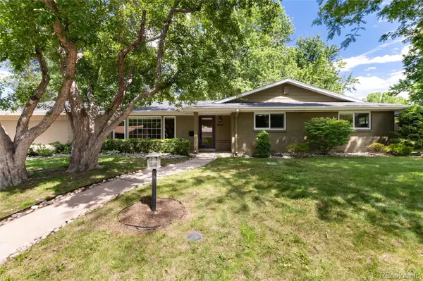 2934 S Columbine ST, Denver, CO 80210