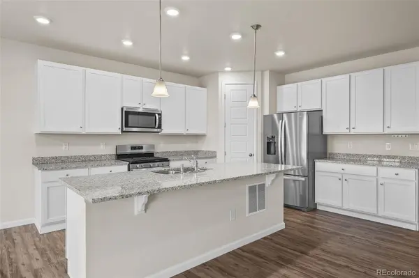 2315 Villageview LN, Castle Rock, CO 80104