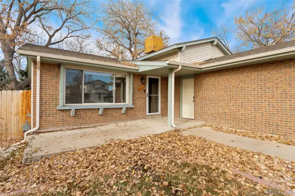 8471 Yarrow ST, Arvada, CO 80005