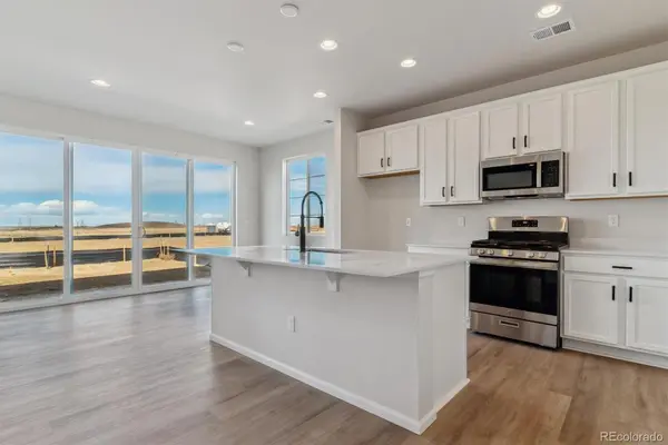 24705 E 41st AVE, Aurora, CO 80019