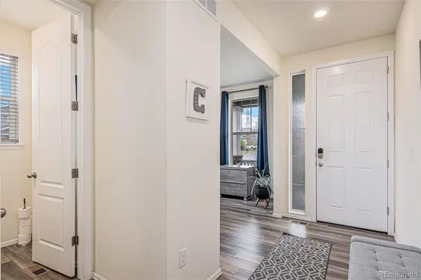 26385 E Canal PL, Aurora, CO 80018