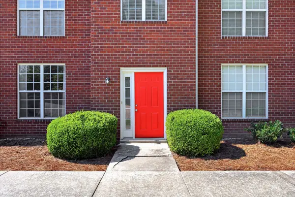 522 S 1st St, Clarksville, TN 37040
