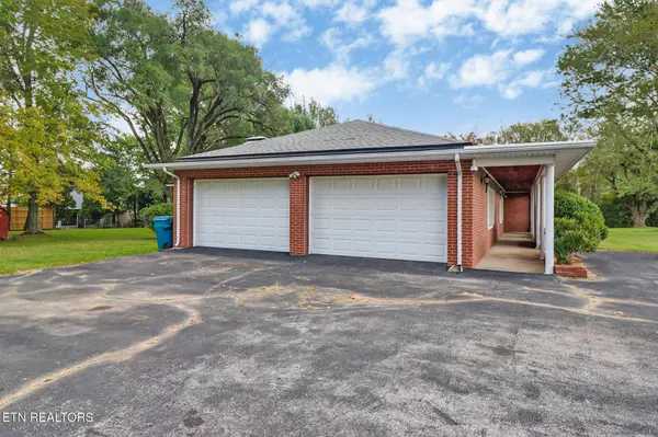 1378 Sparta Hwy, Crossville, TN 38572