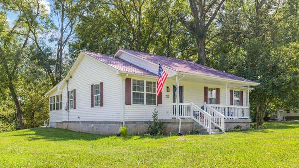 10501 Viola Rd, Morrison, TN 37357