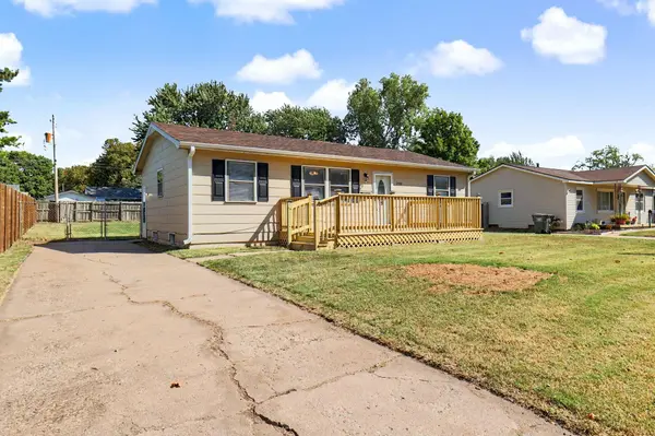 2200 E 53rd, Wichita, KS 67216