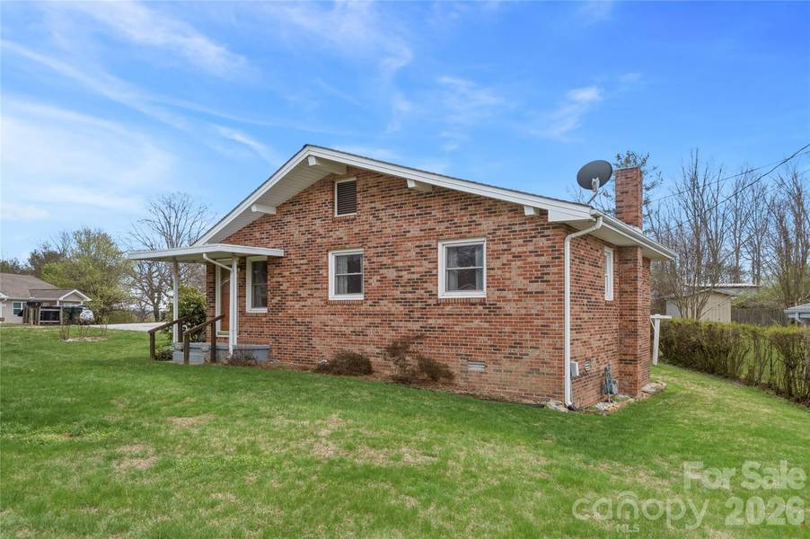 429 Jack ST, Hendersonville, NC 28792