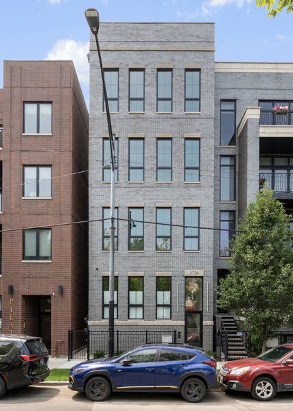 3726 N Ashland AVE #PH, Chicago, IL 60613