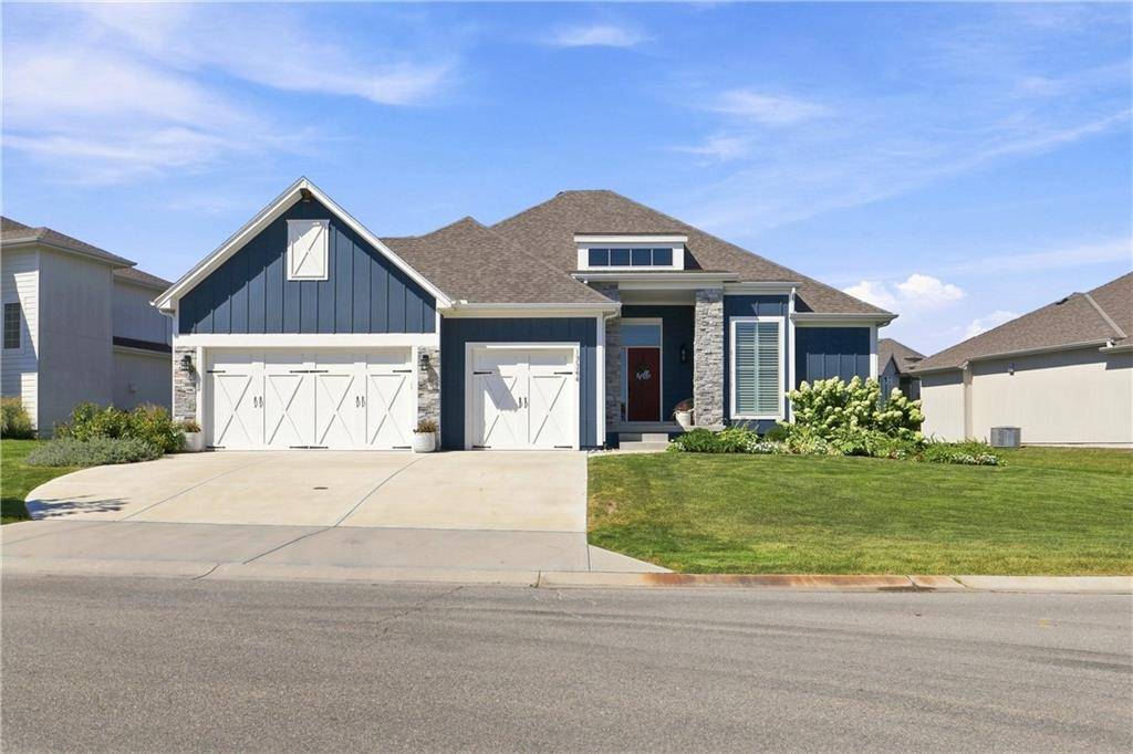 17344 Bradshaw ST, Overland Park, KS 66221