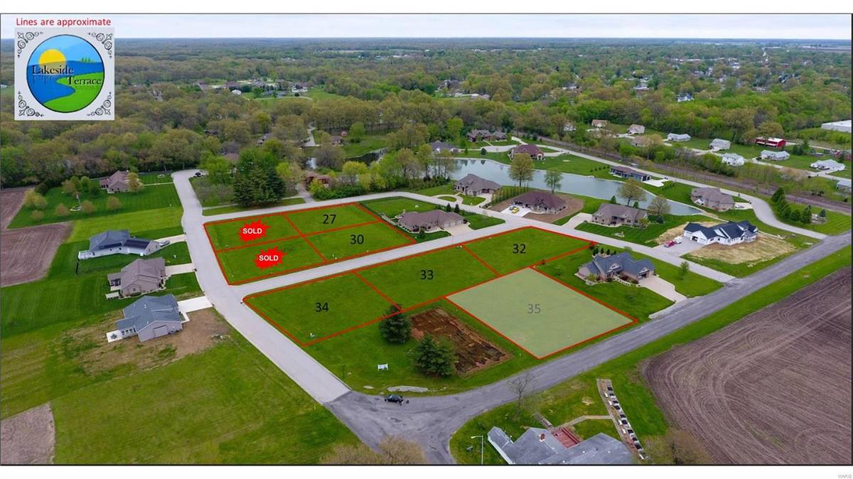 18415 Oxford RD, Staunton, IL 62088