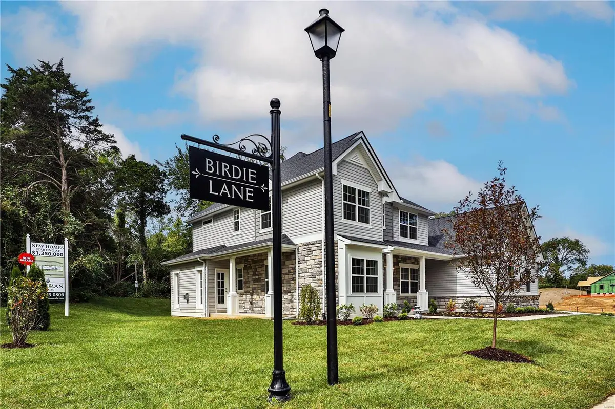 570 Long Acres LN, Olivette, MO 63132