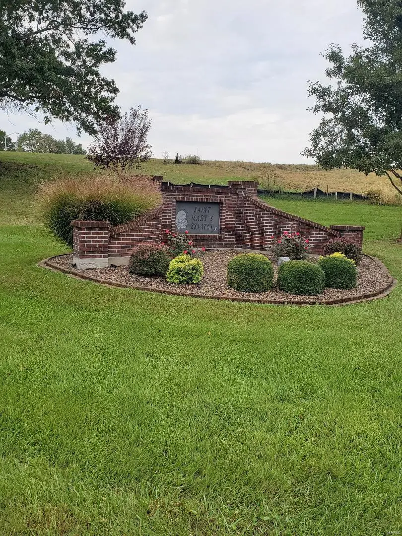 613 St. James Ct, Lincoln, MO 63369