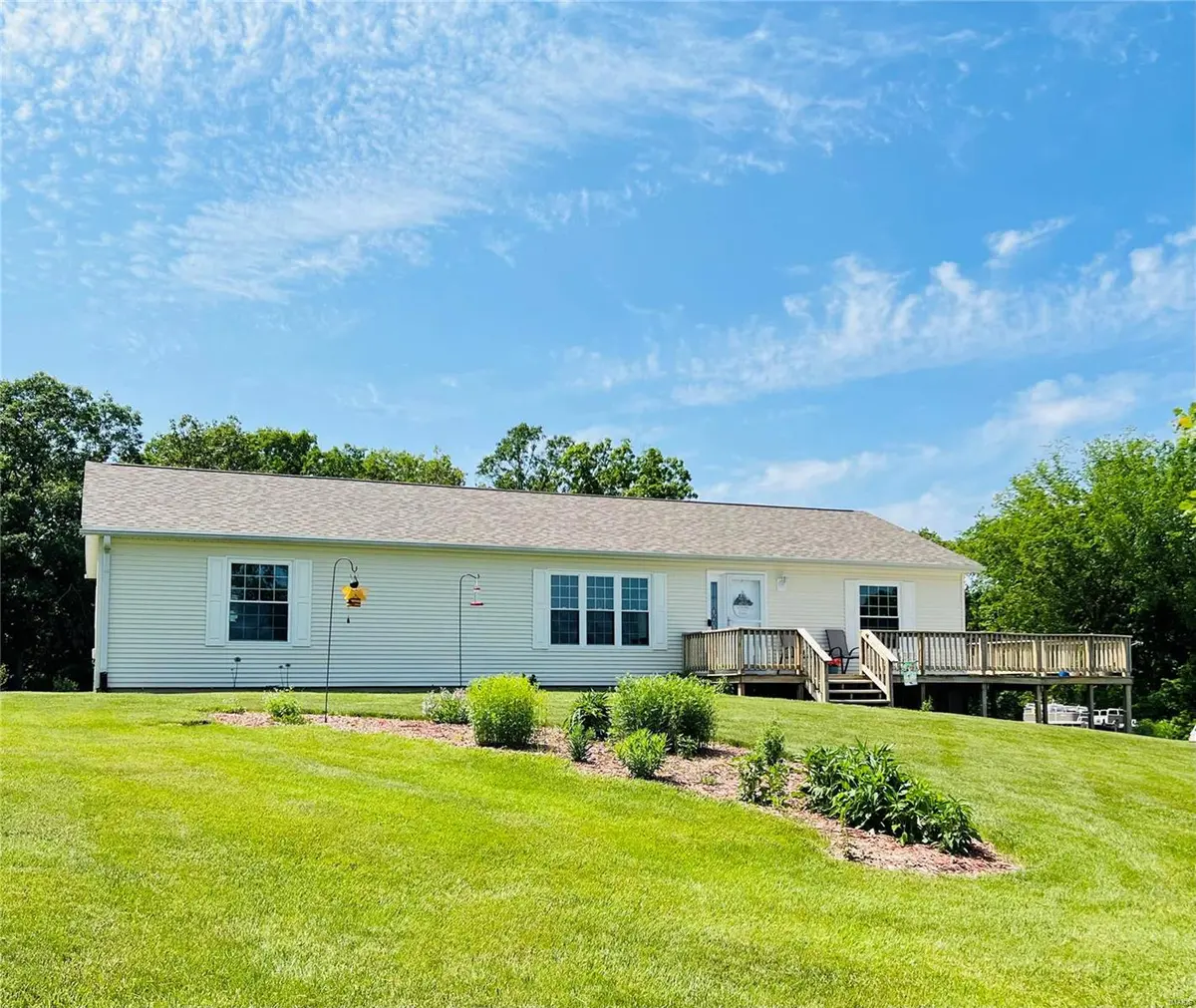 24885 Shady Oaks PL, Perry, MO 63462
