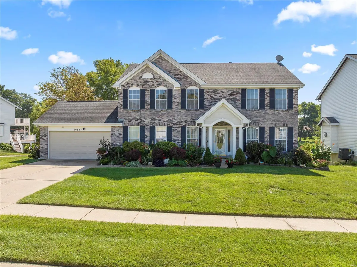 16828 Heather Moor DR, Florissant, MO 63034