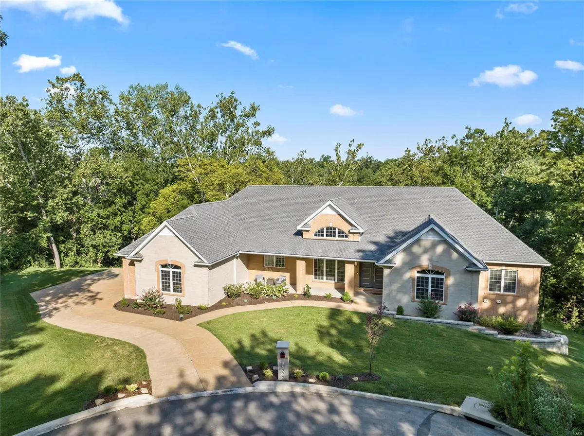 12999 Pingry PL, St Louis, MO 63131
